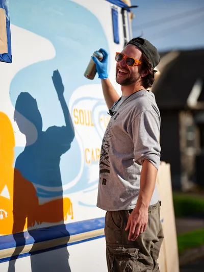 Street Artist Celebrates Portland Food Truck Mural
