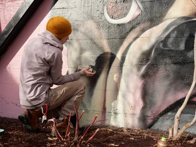 Street Artist Creates Mural in Portland