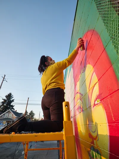 Artist Creates Jardín Cubana Mural on Alberta Street