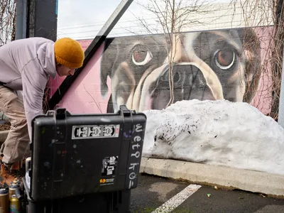 Street Artist Creates Mural in Portland