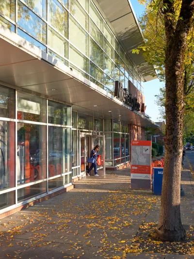Autumn Morning at Nike Factory Store Portland