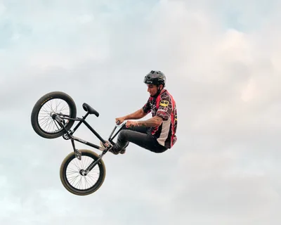 BMX Rider Soars at Clark County Fair