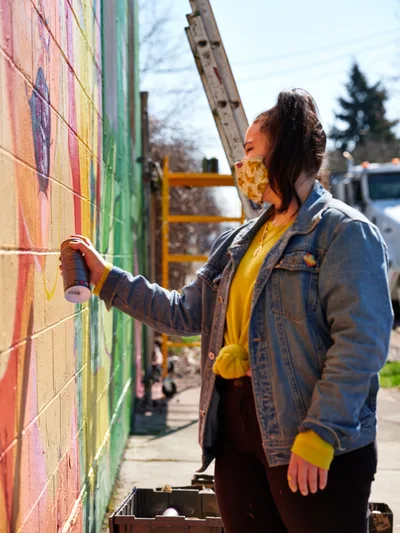 Artist Creates Jardín Cubana Mural on Alberta Street