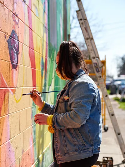 Artist Creates Jardín Cubana Mural on Alberta Street