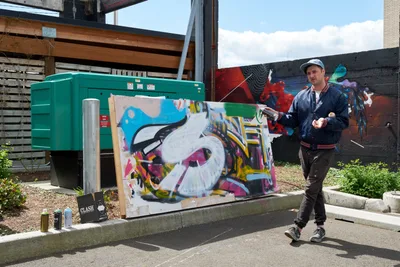 Street Artist Demonstrates Live Graffiti Technique
