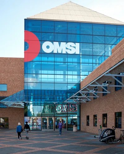 OMSI's Contemporary Glass Architecture on Portland Waterfront